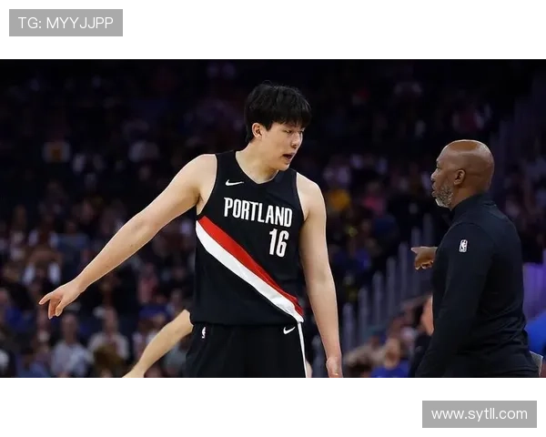 杨瀚森17分钟狂砍16分4篮板3封盖 美国网友媒体惊叹不已